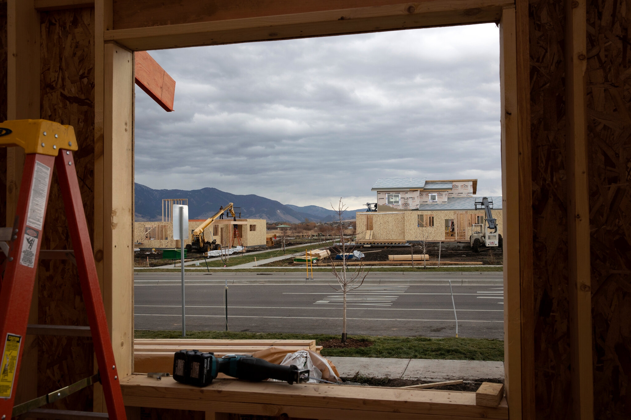 roof overhang crossword puzzle clue