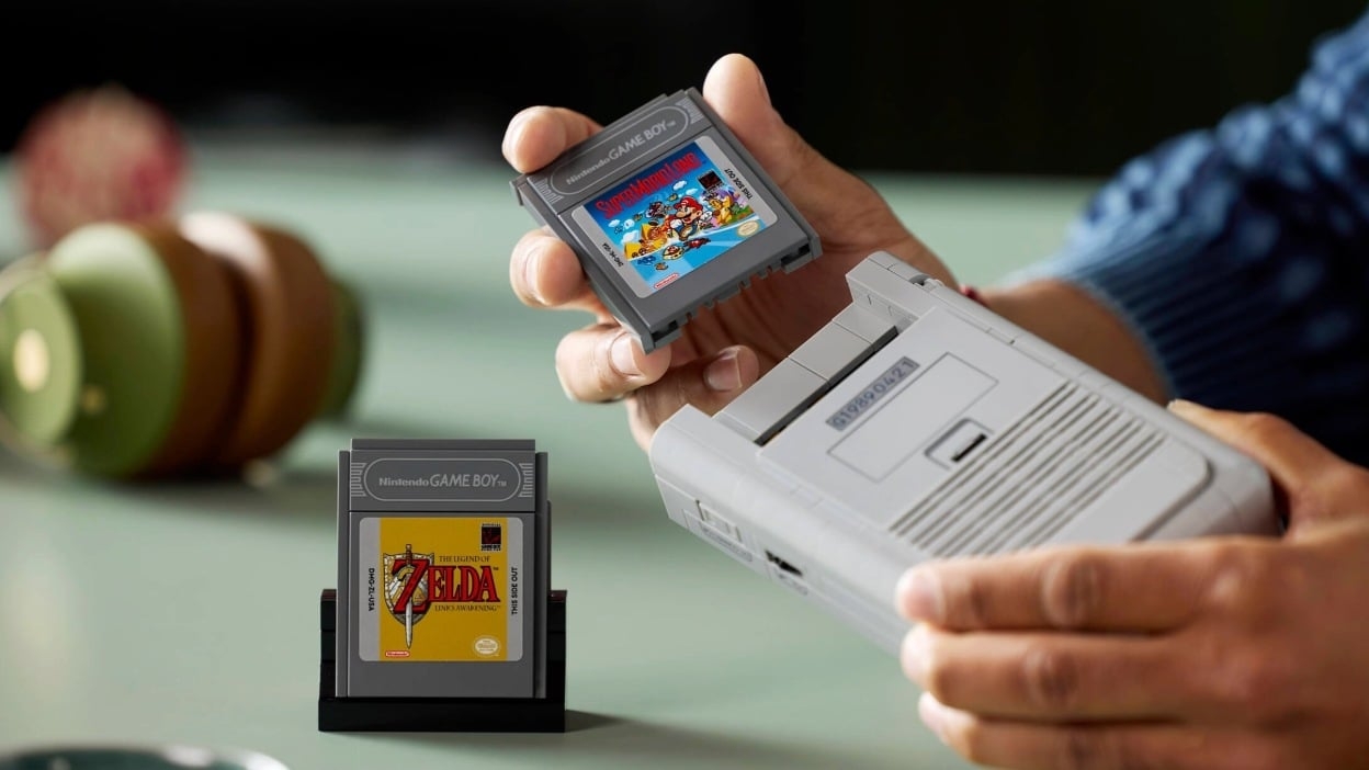 A Modder Got The Lego Game Boy To Play Real Games Mashable