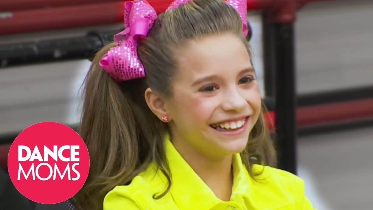 Mackenzie Holds Auditions For Her FIRST MUSIC VIDEO Season 4 Flashback Dance Moms YouTube