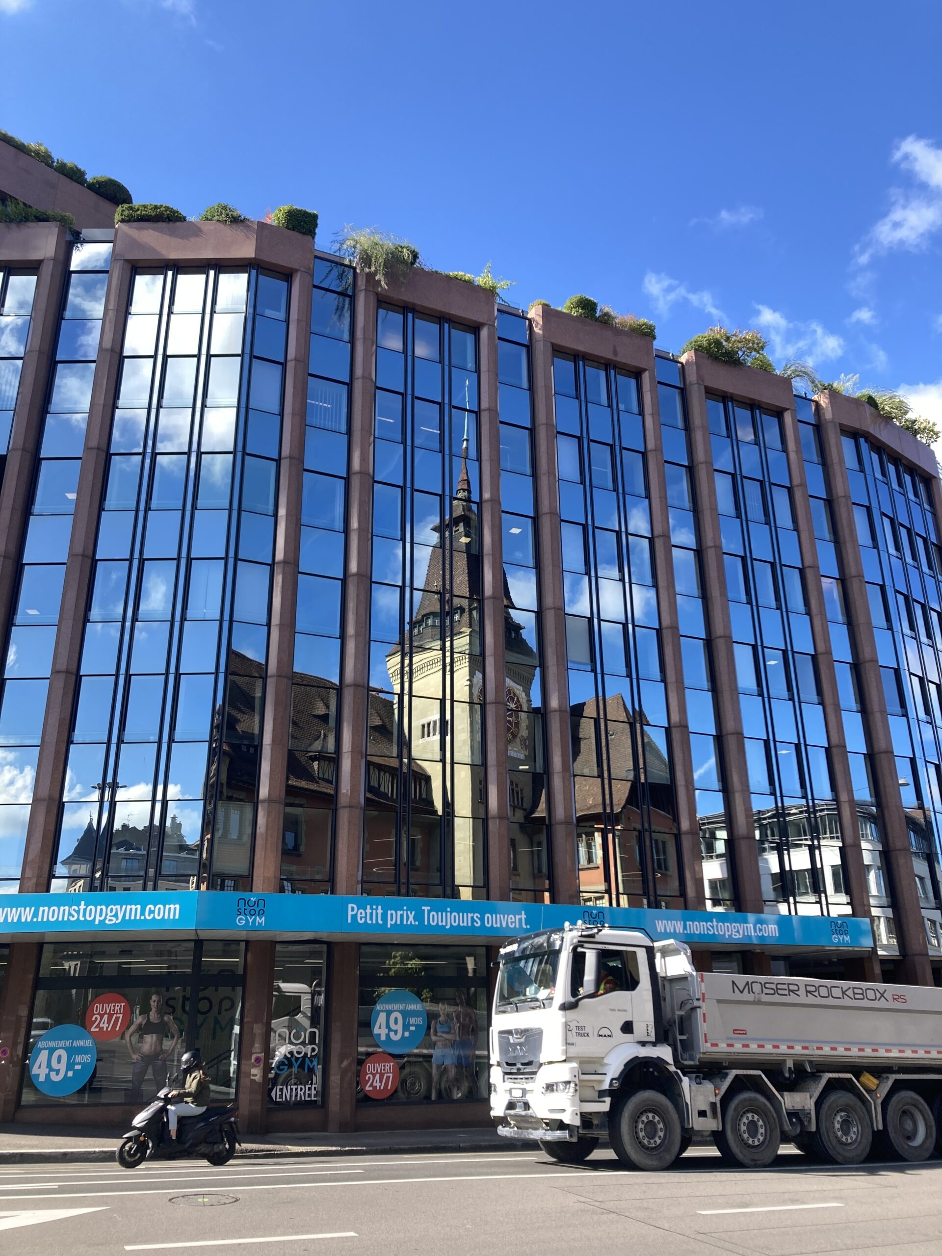 building crossword clue 7 letters